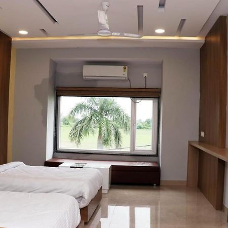 Hotel Savitri Signature Narsinghpur Экстерьер фото